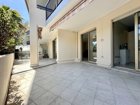 Cannes  225 000€