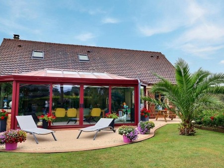 étretat  377 000 €
