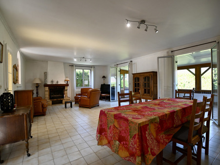 Maison sur Saint-Moré ; prix nous consulter ; Vente Réf. 33_FLIP2024062