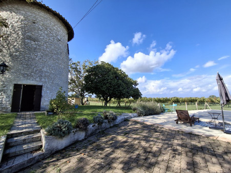LOUBES BERNAC  160 500 €