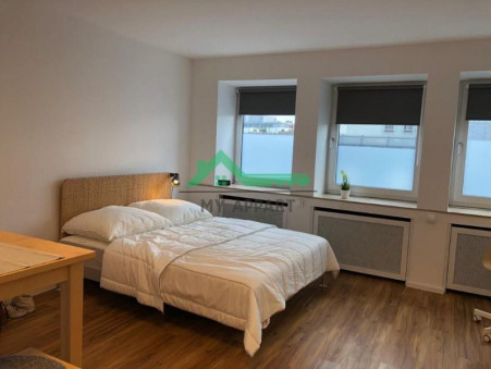 PARIS 10EME ARRONDISSEMENT 1 056 €