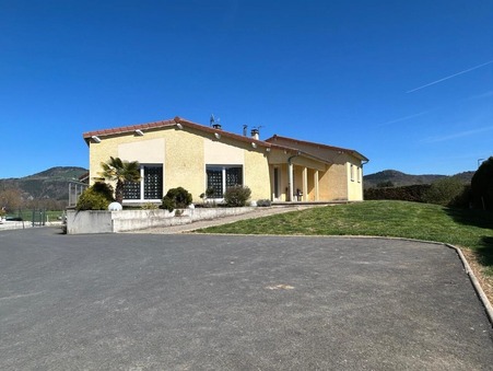 Saint Vincent  415 000 €