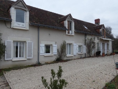 Loches  280 700 €