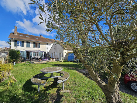 Viarmes  409 900 €