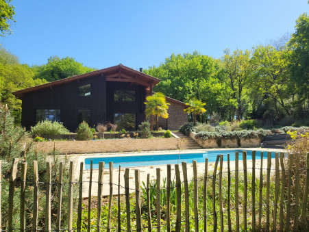 Maison 1 099 000 € sur Beychac et Caillau (33750) - Réf. SJ480