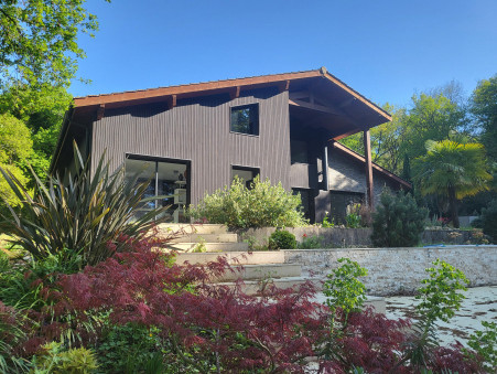 Maison 1 099 000 € sur Beychac et Caillau (33750) - Réf. SJ480