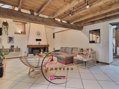 Bougy-lez-Neuville  218 370 €