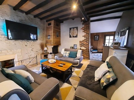 Morée  208 000 €