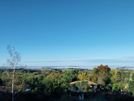 Estillac  240 000 €