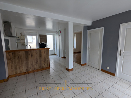 Vente immeuble 210 000 €  Lannilis