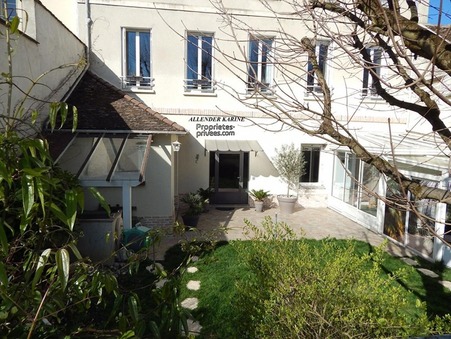 Sens  542 000 €