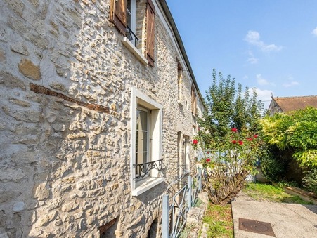 Oinville-sur-Montcient  299 000 €