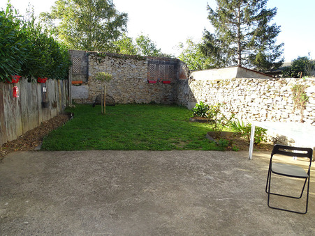 A vendre maison Becon les Granits 49370; prix nous consulter