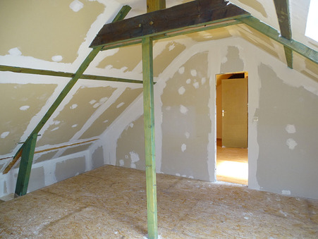 A vendre maison Val d Erdre Auxence 49370; prix nous consulter