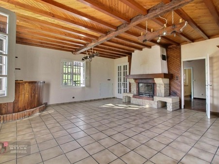 La Bridoire  285 000 €