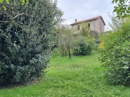 Saint-Cyprien  245 000 €