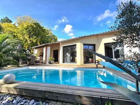 Villegouge  315 000 €