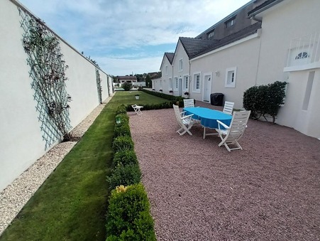 Varennes-sur-Allier  415 000 €