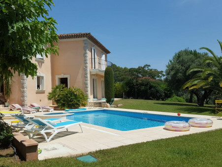 Haus 1 000 000 €  Réf. Villa 1106 La Motte