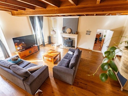 Gensac-la-Pallue  399 000 €