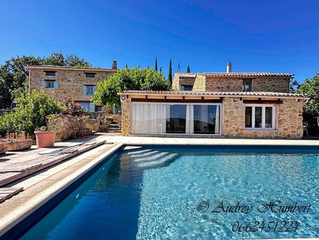 Cruis  789 000 €