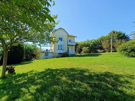 Monclar  194 000 €