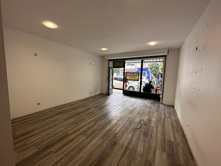 Local commercial 480 €  sur Caussade (82300) - Réf. 402G