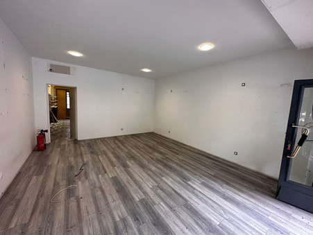 Local commercial sur Caussade ; 480 €  ; A louer Réf. 402G