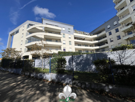 DIJON 83 000 €