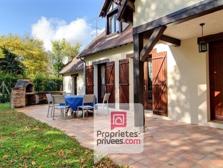 Villemandeur  260 000 €