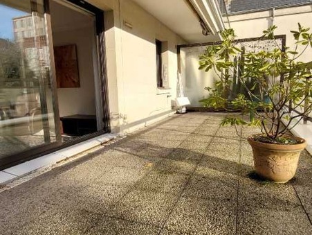 ENGHIEN LES BAINS  568 000 €