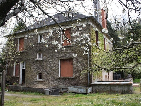 Secondigny  184 000 €
