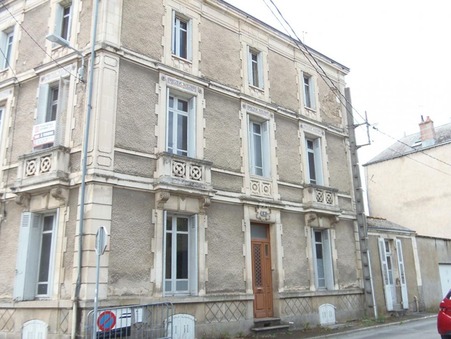 Parthenay 95 000 €
