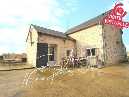 Janville-en-Beauce  176 990 €
