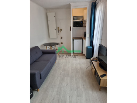 PARIS 4EME ARRONDISSEMENT  688 €