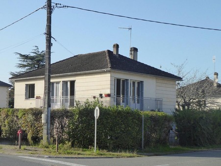 Saint-Pantaléon-de-Larche  170 000 €
