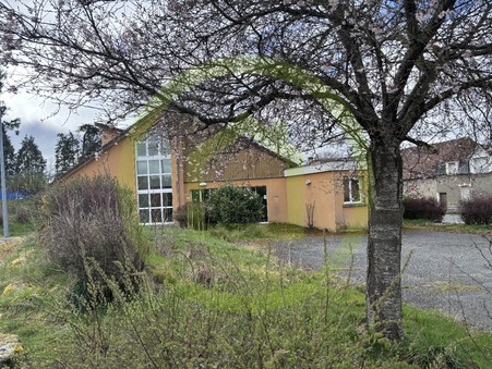 CHENERAILLES  199 000 €