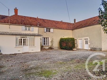 Maison des champs 80 000 €