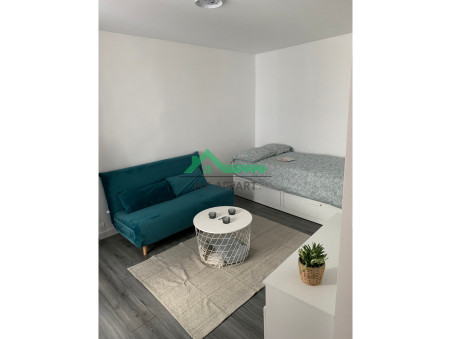 PARIS 9EME ARRONDISSEMENT  780 €