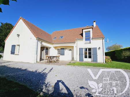 BRESLES  413 000 €