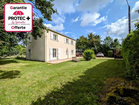 Gensac-la-Pallue  222 000 €