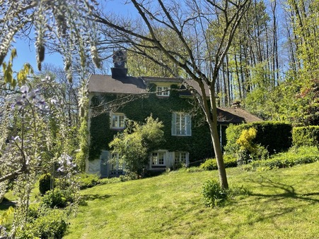 Villiers le Bâcle  850 000 €