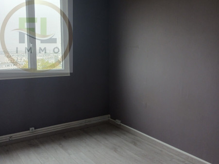 A louer appartement 911 &euro;  Poissy
