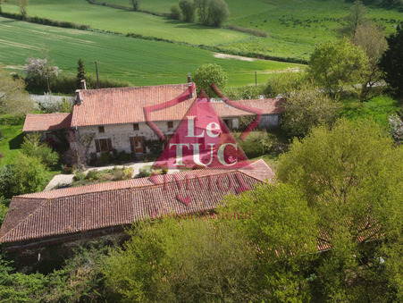 Bressuire  313 500 €