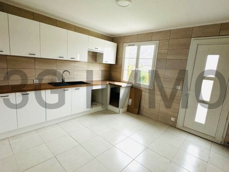 ROMILLY SUR SEINE  269 000 €