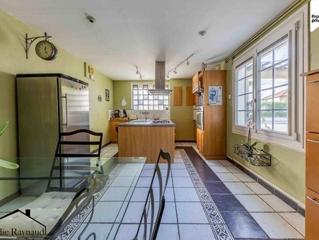 Tignieu-Jameyzieu  350 000 €