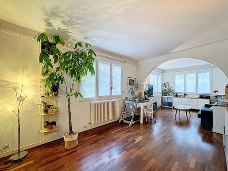 Saclay 1 200 €