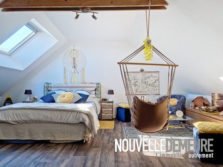 Dol-de-Bretagne  238 000 €