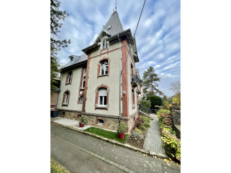 MULHOUSE  832 000 €