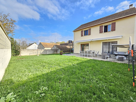 Viarmes  385 000 €